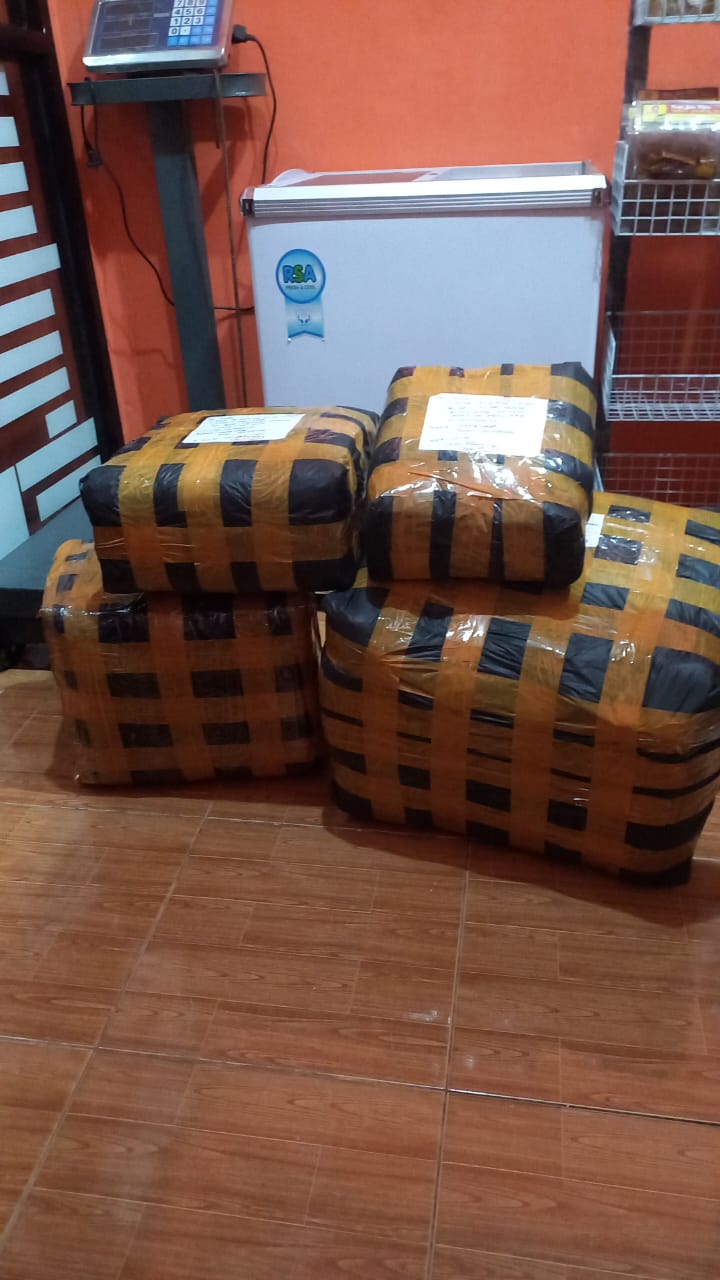 Packing kargo aman dengan strap & bubble
